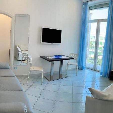 Sorrento Flats Aparthotel Exteriör bild